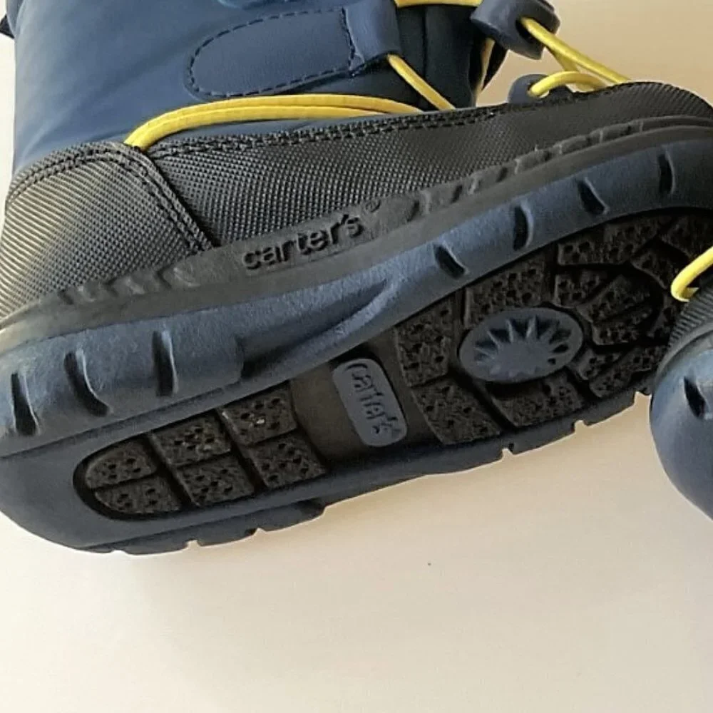 CARTER’S 180 SNOW BOOTS